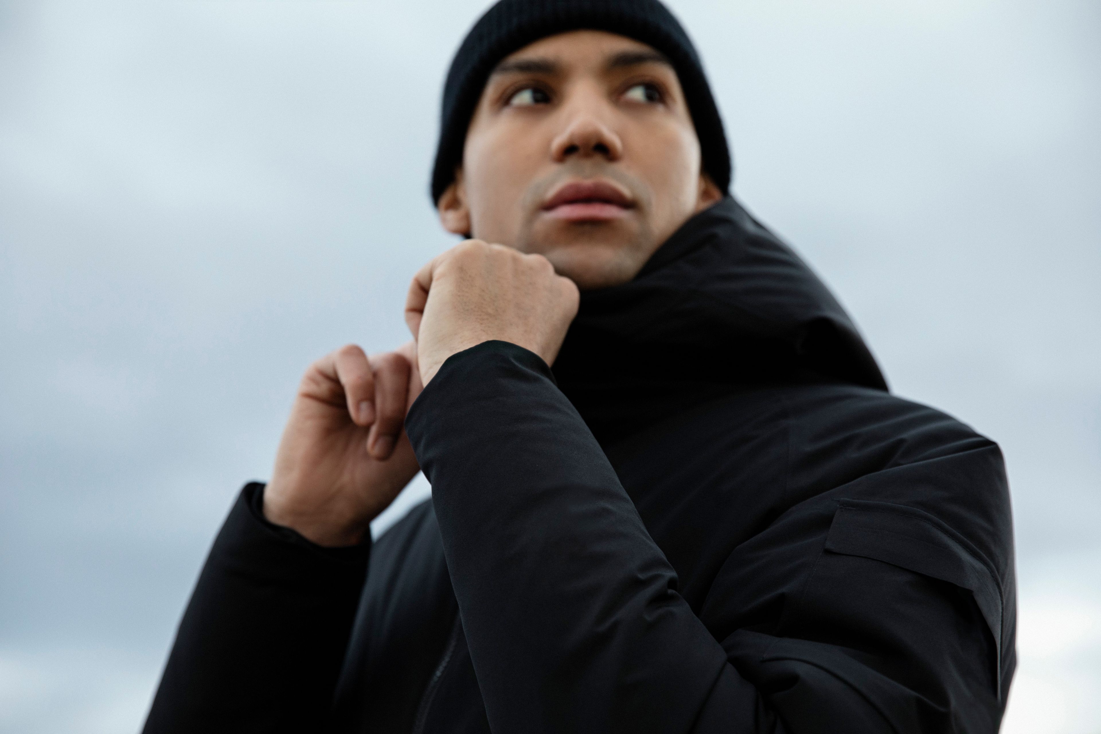 Man wearing a BLÆST jacket with Primaloft insulation