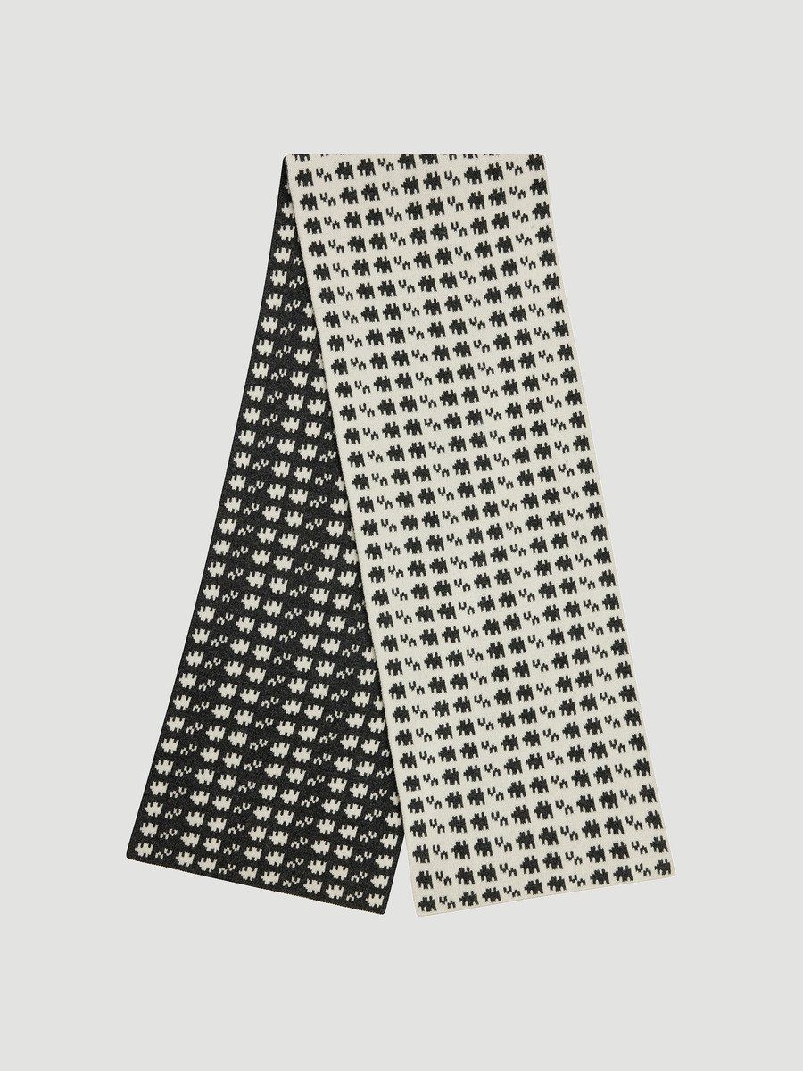 Aelias Knit Scarf