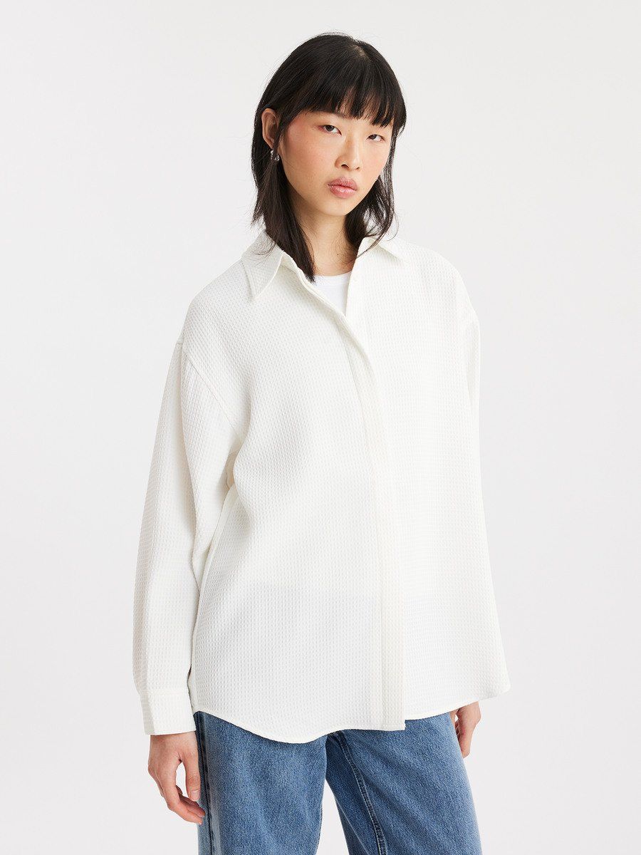 Dais Shirt