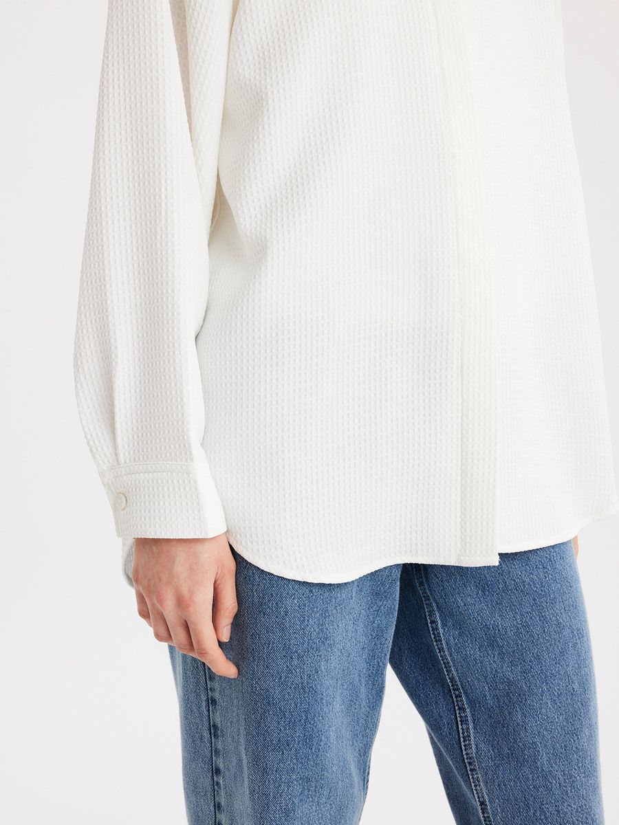 Dais Shirt