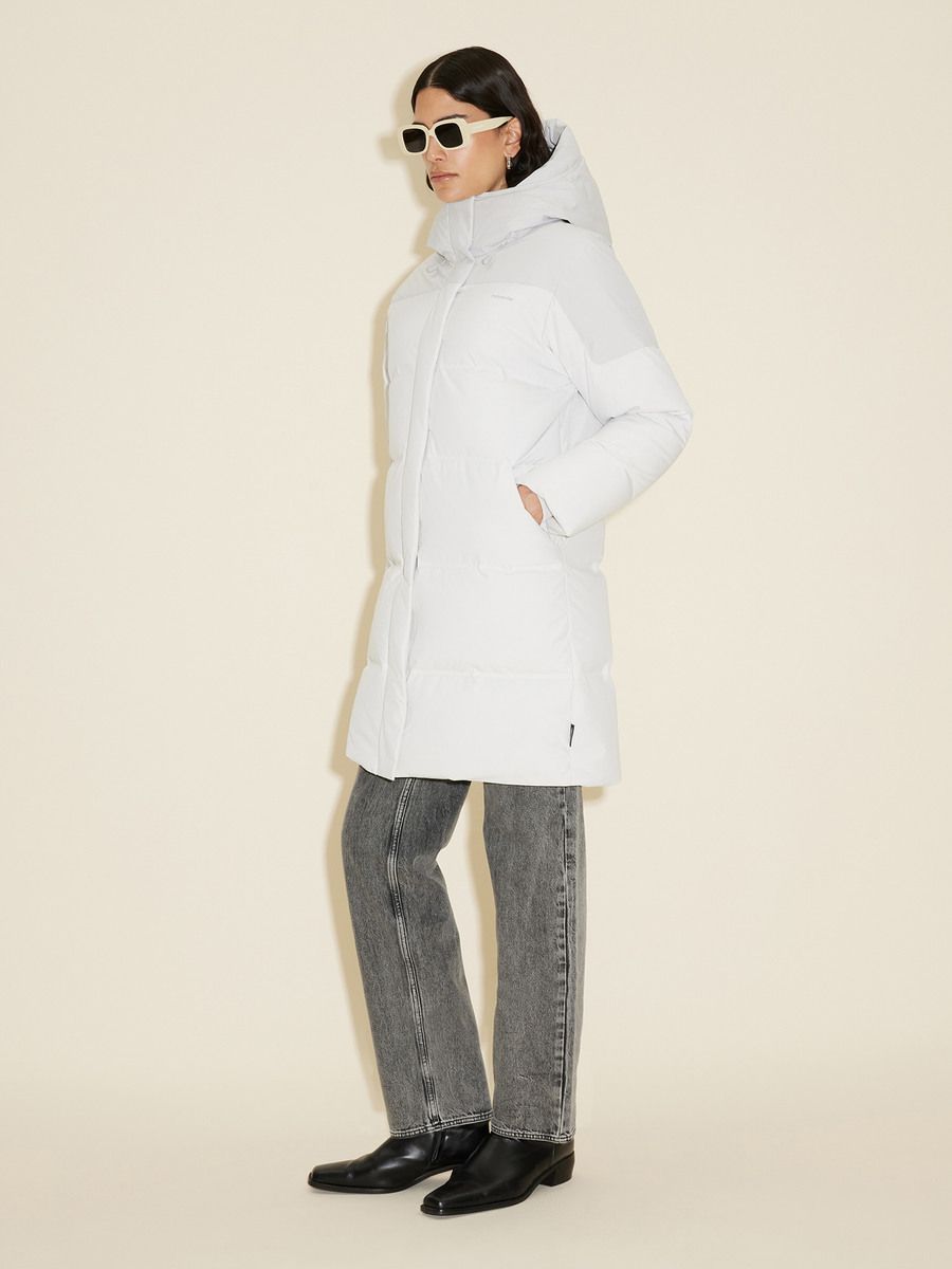 Loen Down Jacket