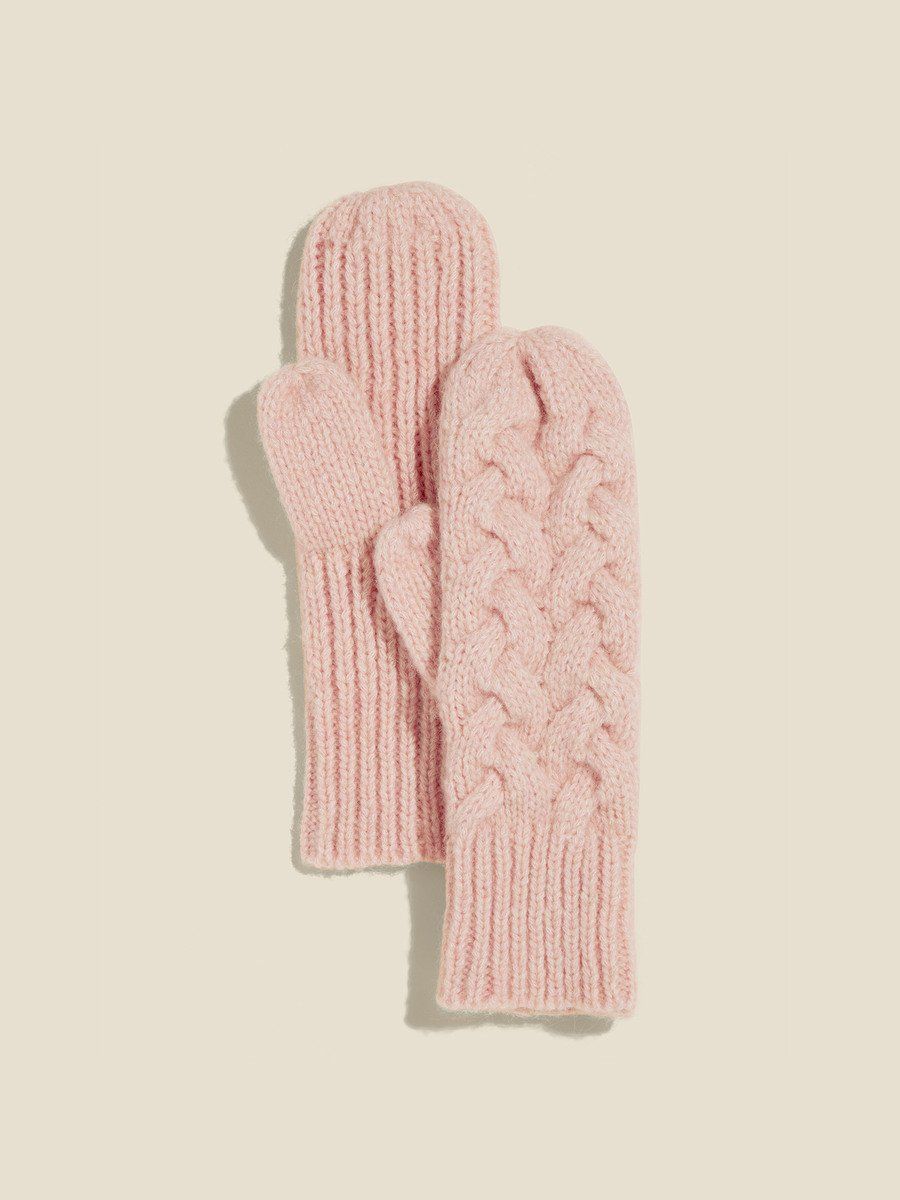 Chia Cable Mittens