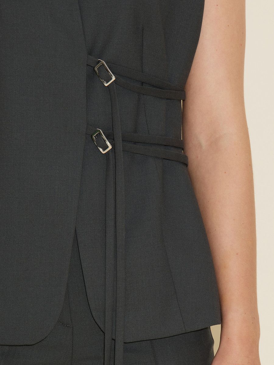Crune Vest