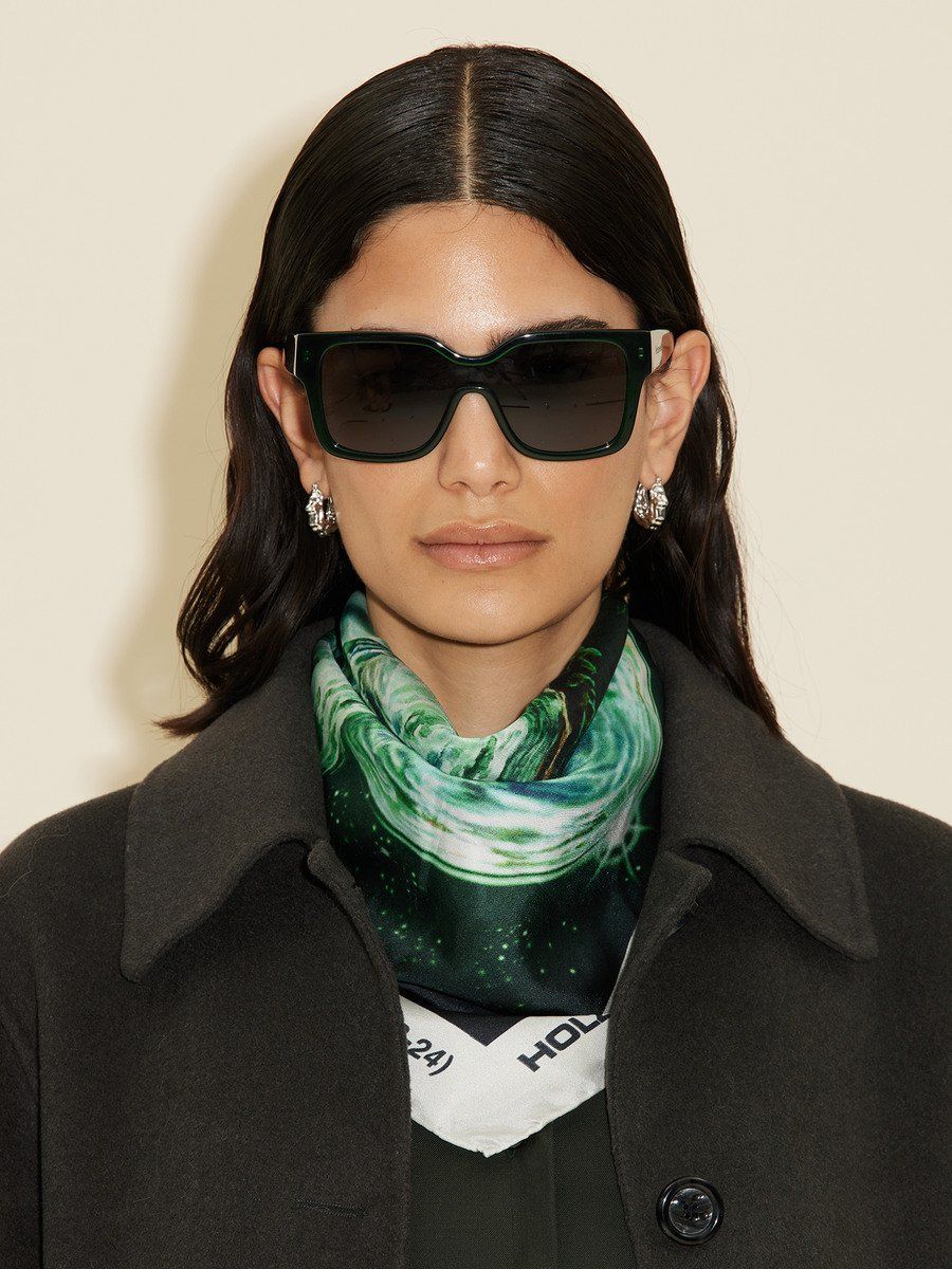 Silk Twill Fine Scarf Illustration