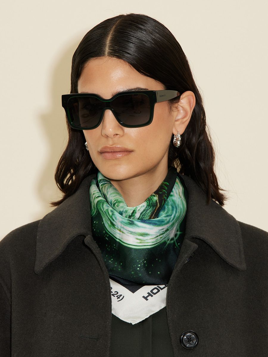 Silk Twill Fine Scarf Illustration