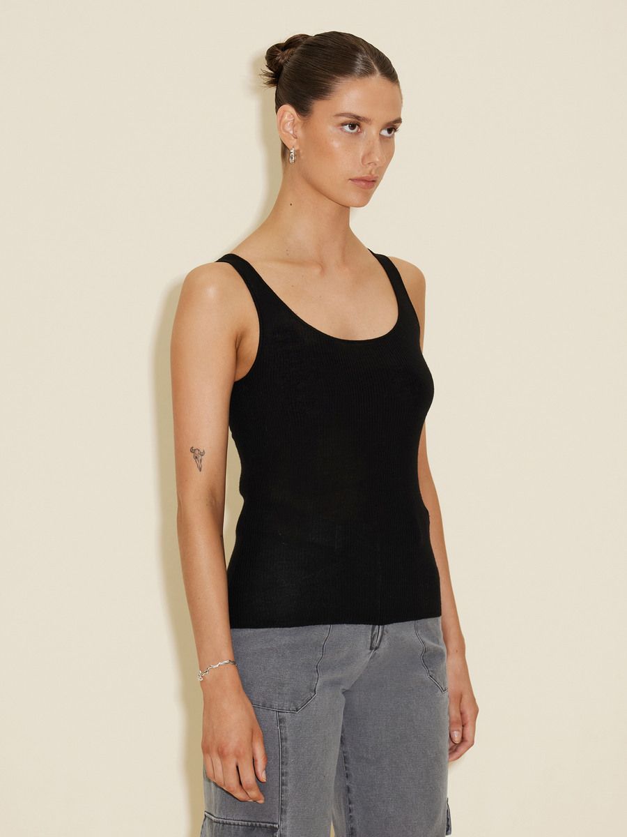Mo Merino Singlet