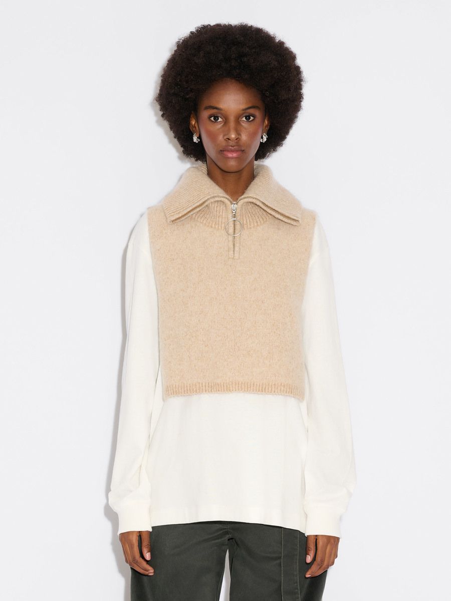 Tine Knit Zip Bib