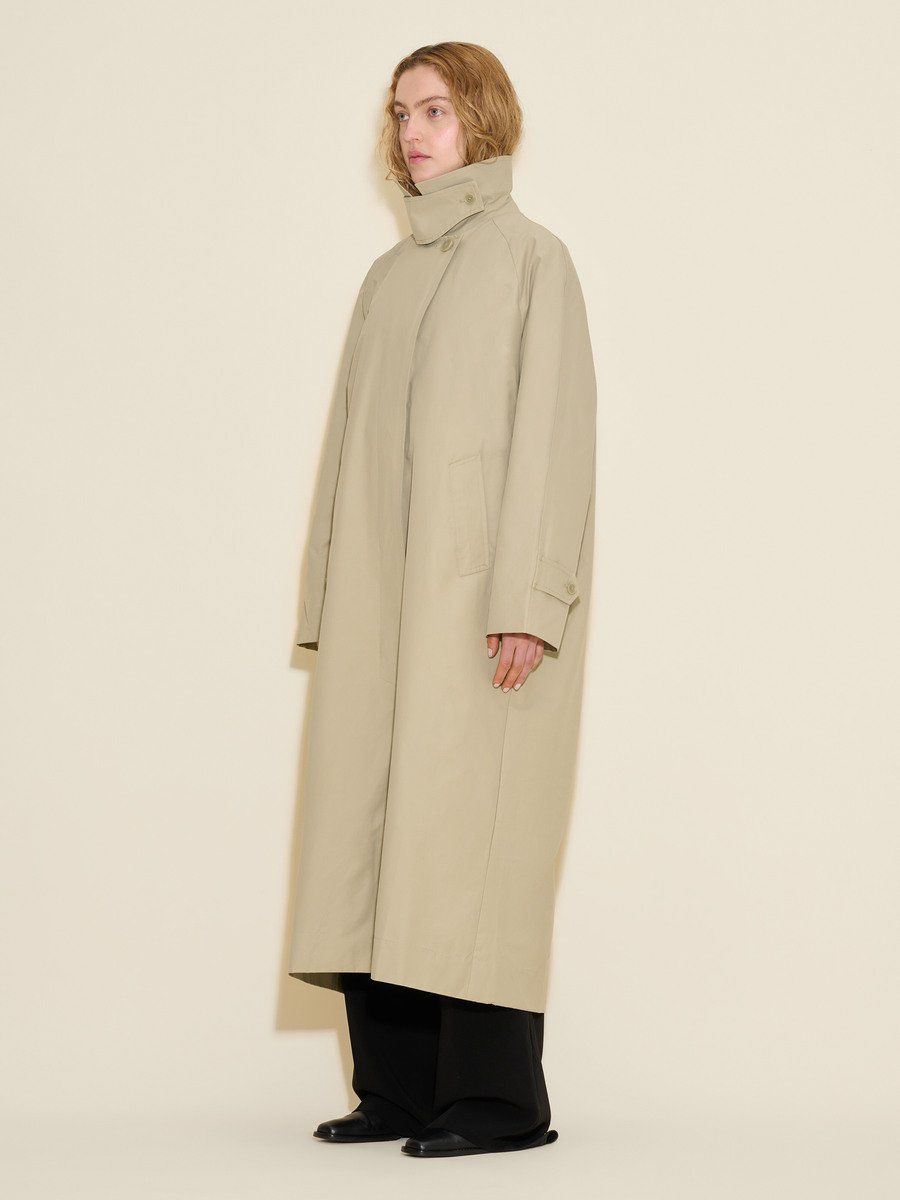 Elsa Mac Coat