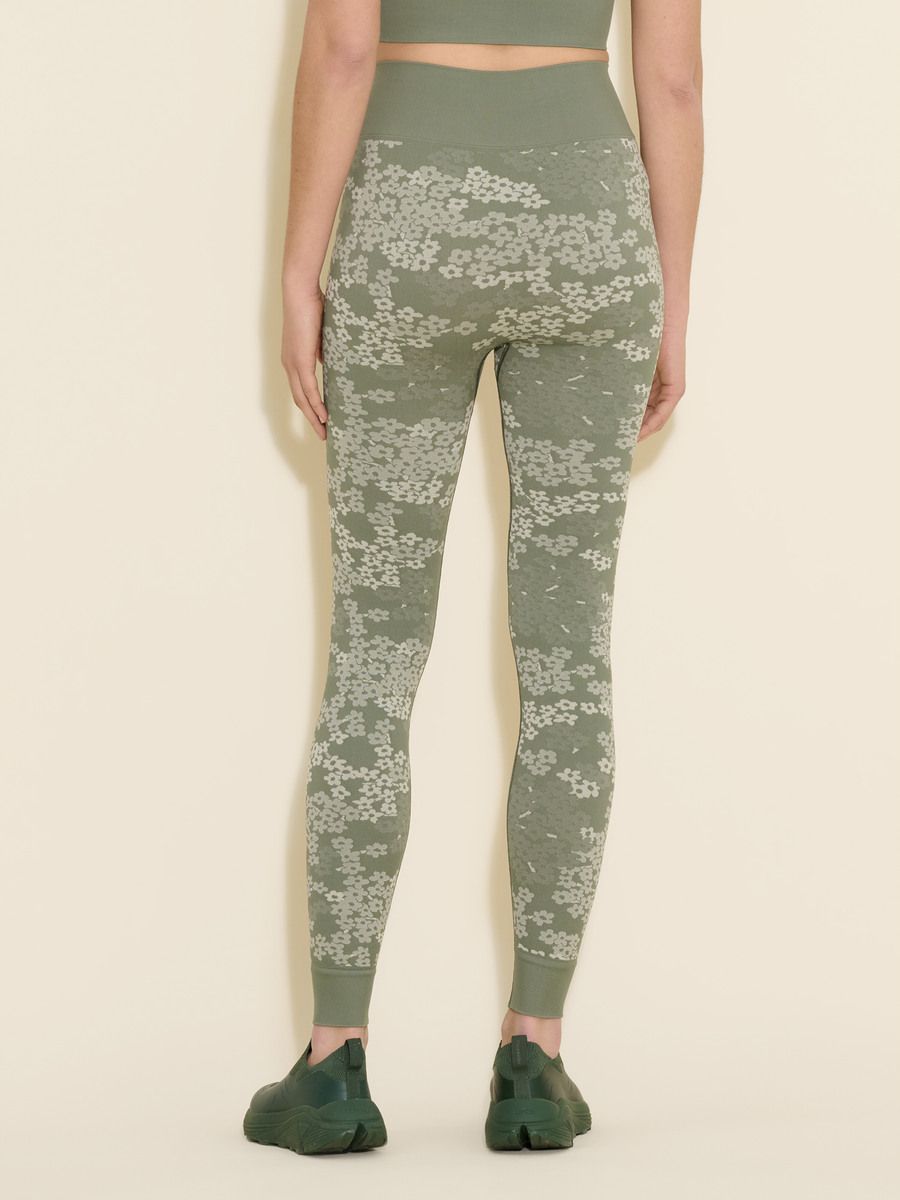 Seamless Jacquard Tights