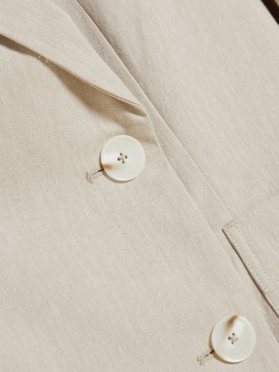 Della Blazer