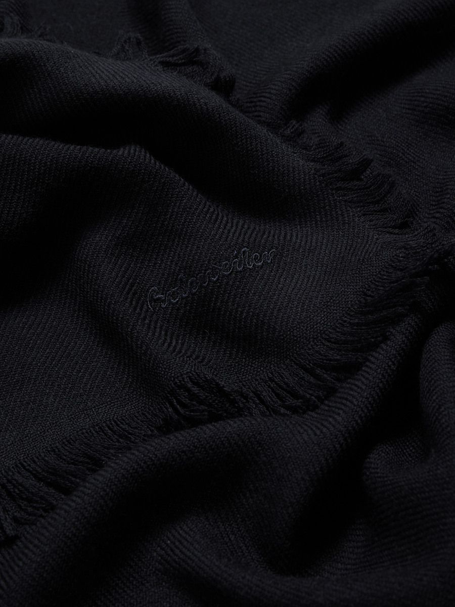 Fine Wool Scarf Fringed