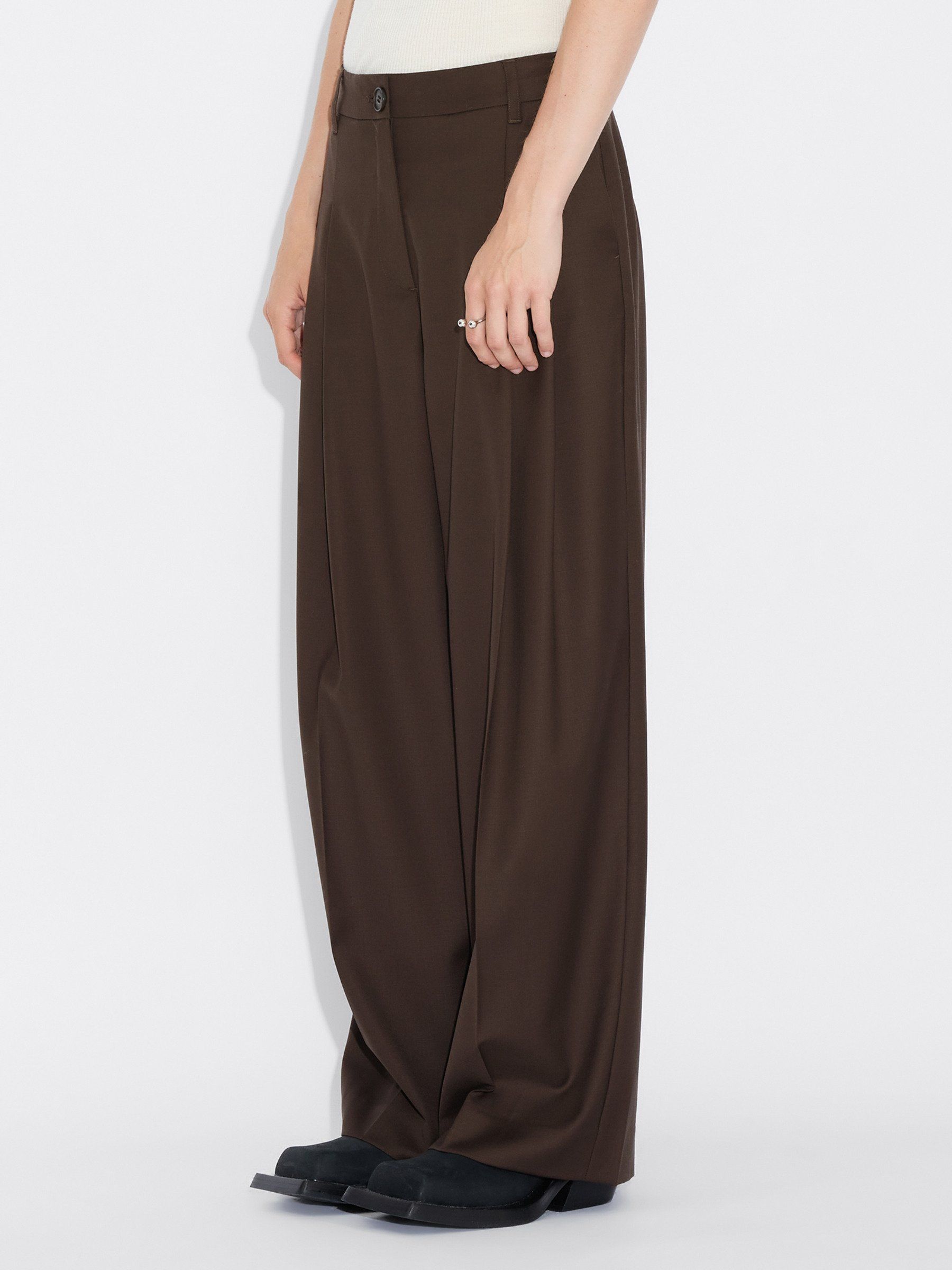 Alexa Pleat Trousers