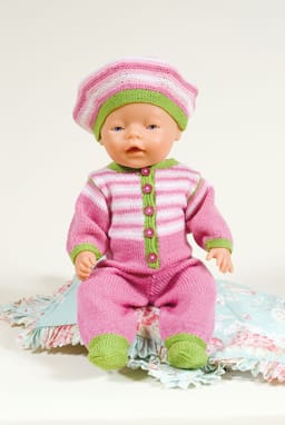 Poncho, dress, lue og sokker-Småstrikk 5- 3 - Poncho, dress, lue og sokker
