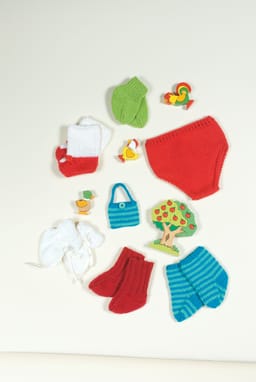 Poncho, dress, lue og sokker-Småstrikk 5- 3 - Poncho, dress, lue og sokker