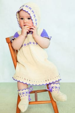 Baby Kjole, lue og sokker-Baby 16-15 - Kjole, lue og sokker