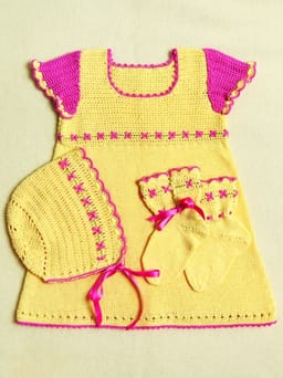 Baby Kjole, lue og sokker-Baby 16-15 - Kjole, lue og sokker