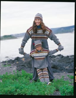 Familiegenser til barn og voksen-Pt693 - Familiegenser til barn og voksen