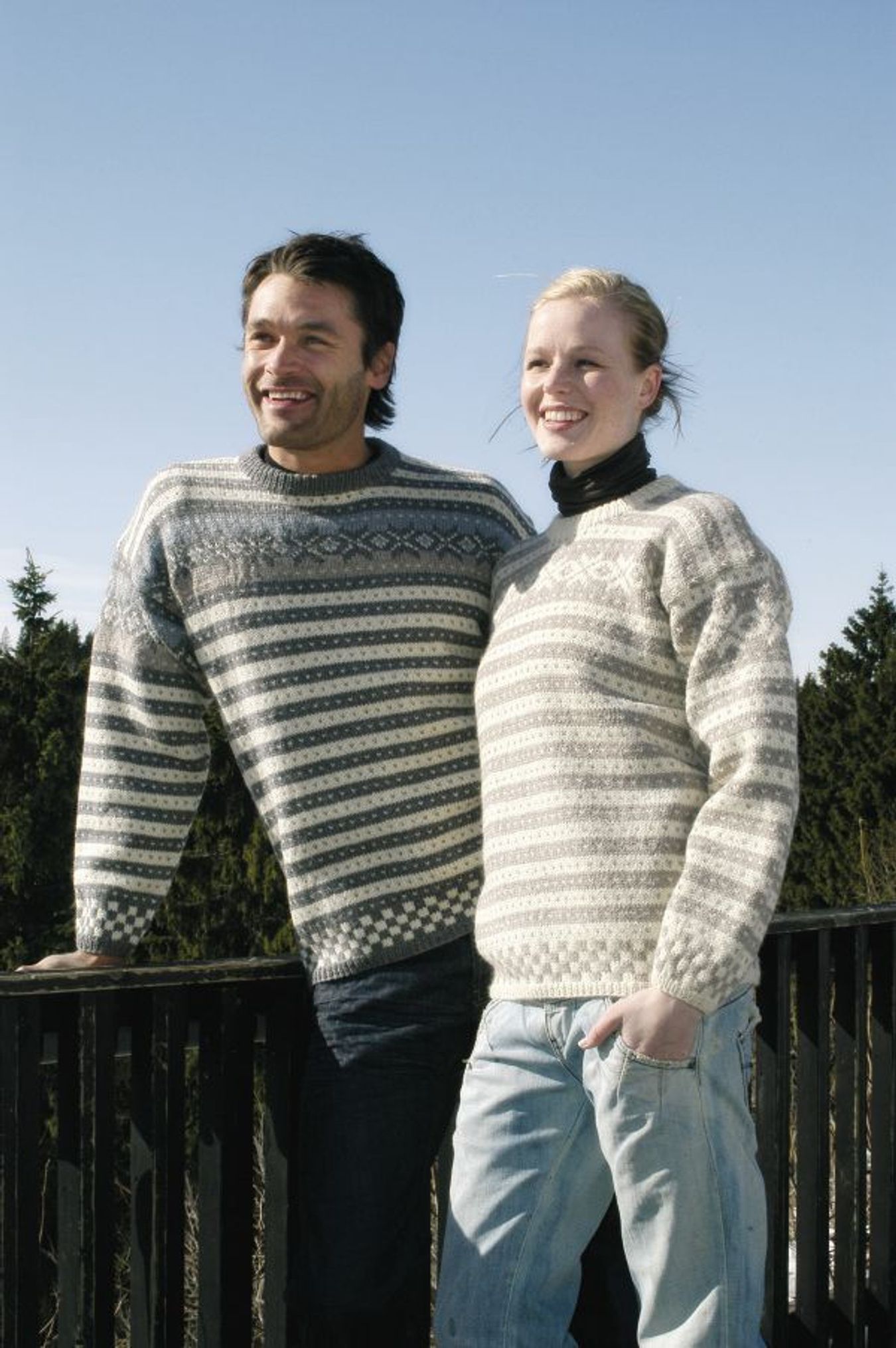 Fana genser og jakke. (trangere modell)-Pt 71-1105 B - Fana genser og jakke. (trangere modell)