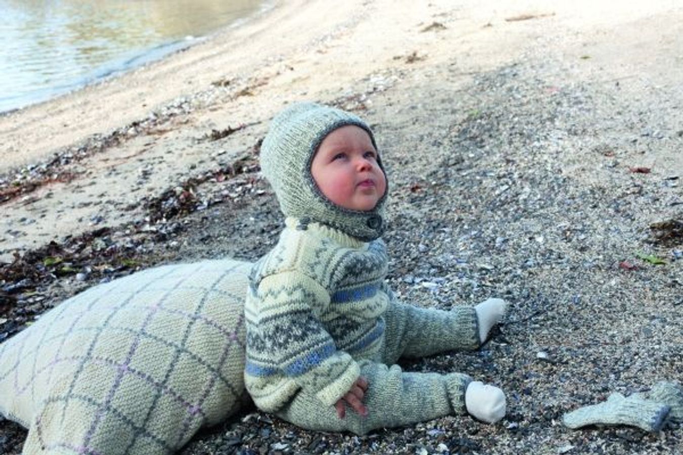 Baby Genser, bukse, lue og votter-Baby 17-4 - Genser, bukse, lue og votter
