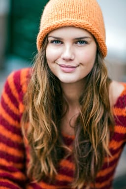 Mohair Sjal med rysjekant og heklerosett.-Mohair 2-5 - Sjal med rysjekant og heklerosett.