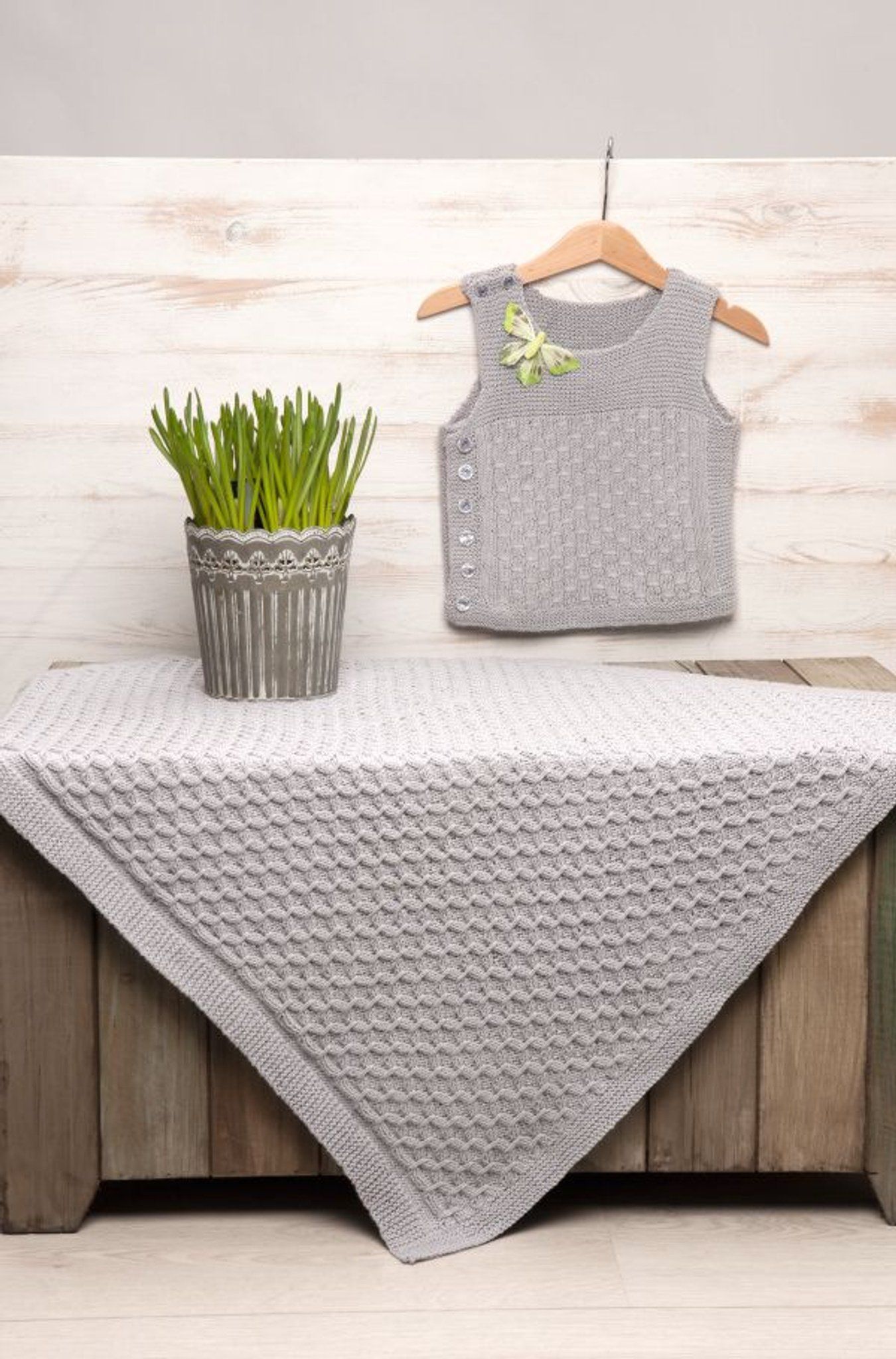Baby Vest og teppe med vaffelmønster-Baby 22-8 - Vest og teppe med vaffelmønster