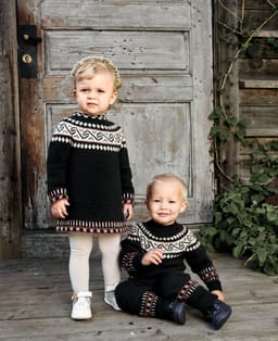 Baby Nordland genser og bukse-Baby 26-5 - Nordland genser og bukse