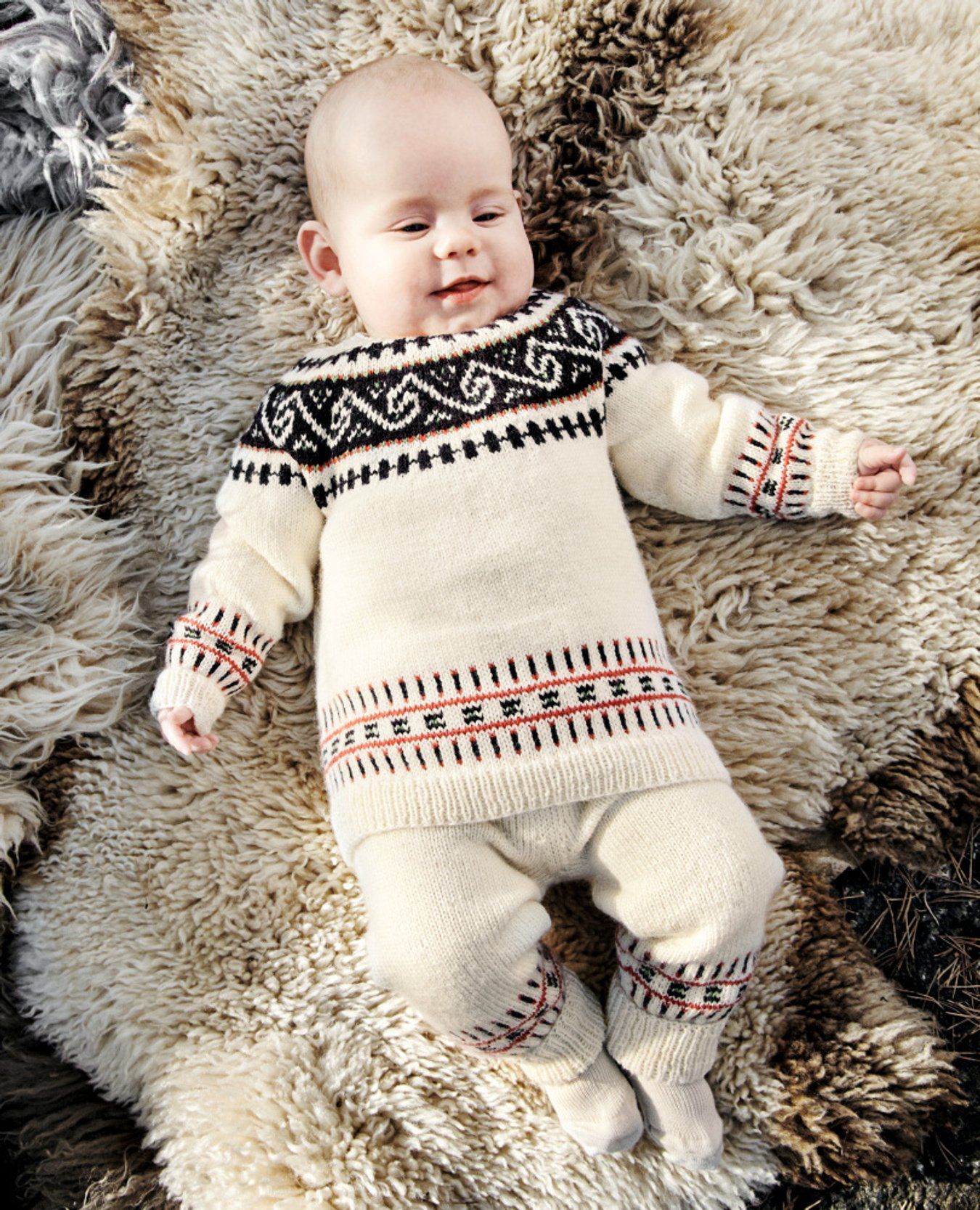 Baby Nordland genser og bukse-Baby 26-5 - Nordland genser og bukse