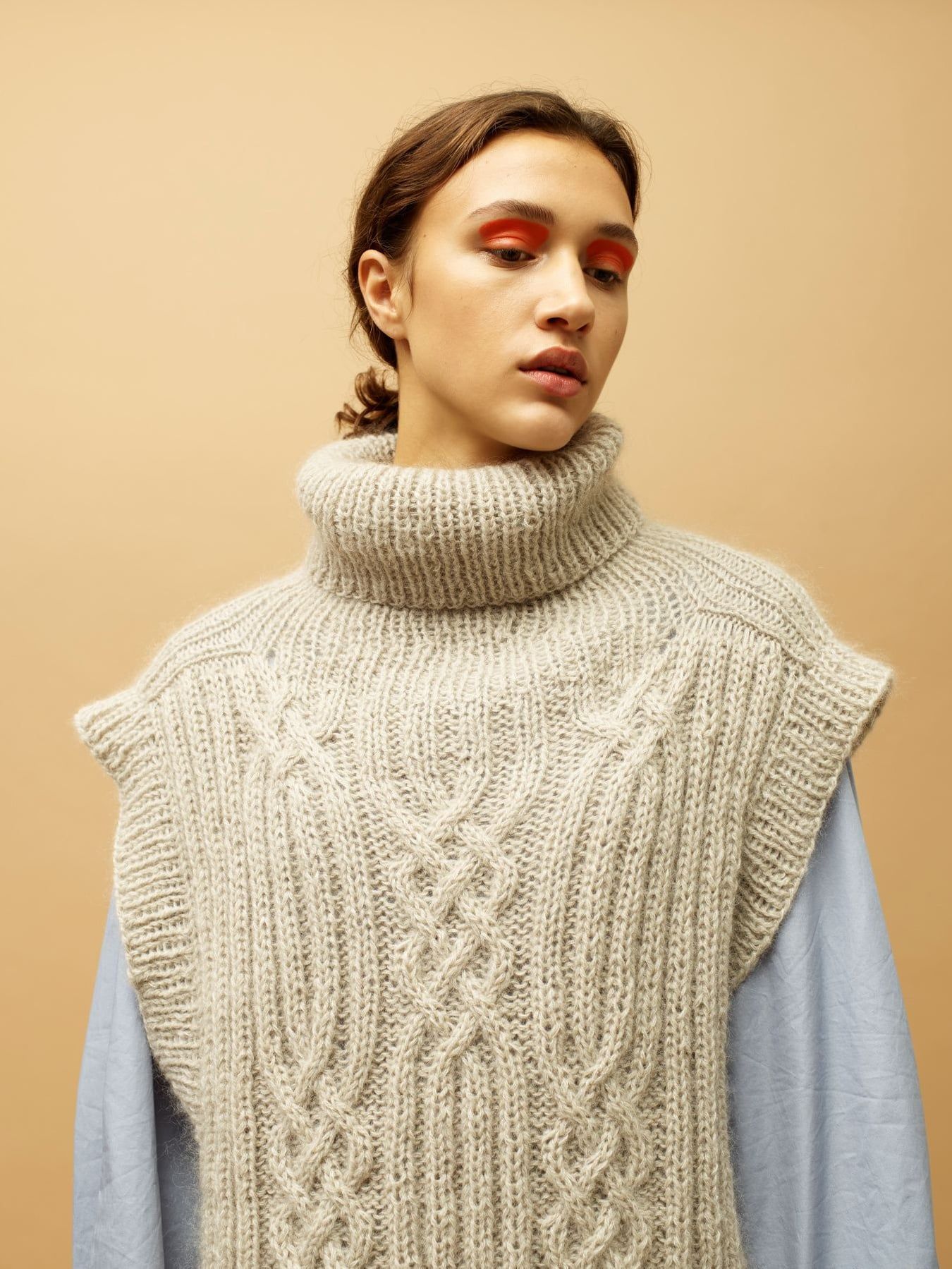 Strikkeoppskrift P Vest Til Dame Trendy Og Tidl se Design Fra Rauma Garn strikkeoppskrift-p-vest-til-dame-trendy-og-tidl-se-design-fra-rauma-garn